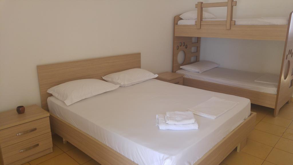 Rooms Dhermi Jf Bagian luar foto